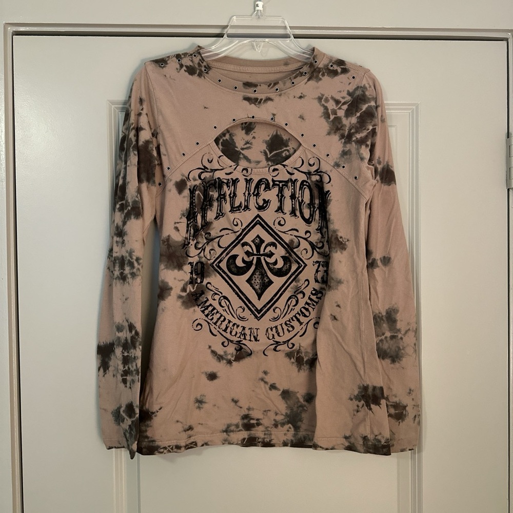 Vintage affliction tie dye tee with cut out and rhinestone studs
